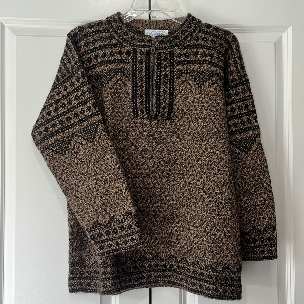 Alpaca/Wool/Acrylic Blend Sweater Size Small